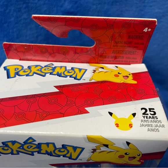 2021 NIB Pokémon Bulbasaur & Squirtle 25 year Silver Celebration Figures. - Picture 10 of 10